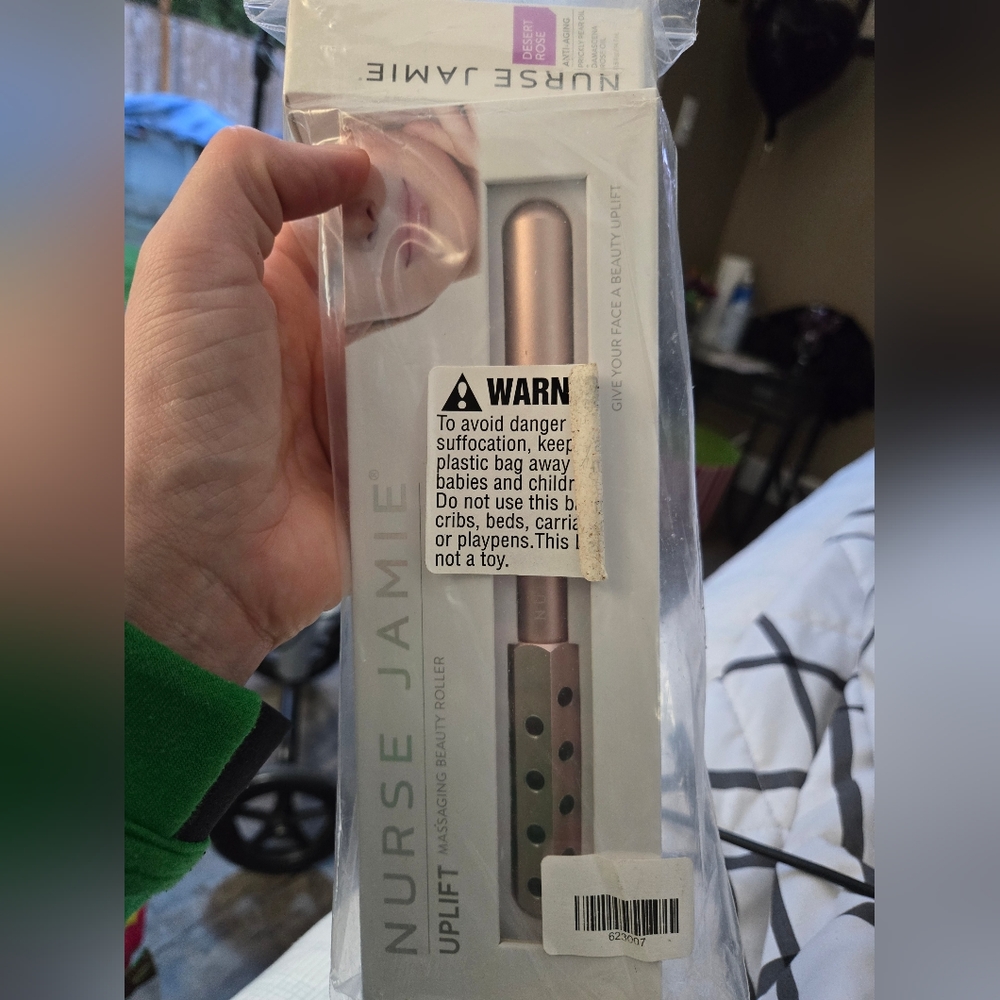Nurse Jamie Uplift Massaging Beauty Roller